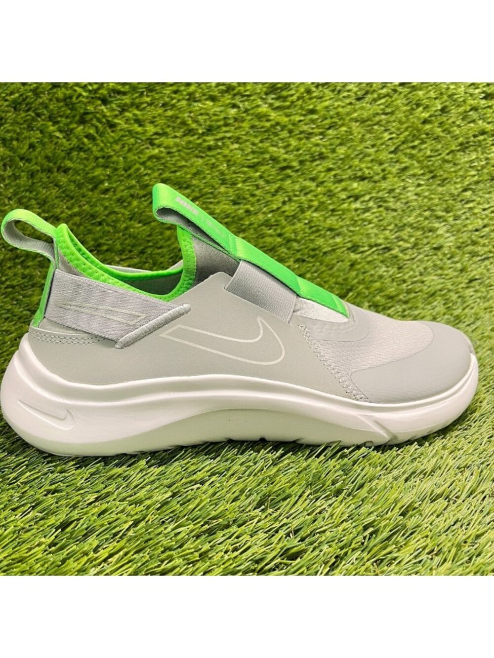 Nike Flex Plus Boys Size 6.5Y Gray White Athletic Walking Slip-On Shoes Sneakers
